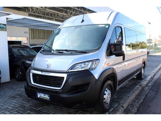 PEUGEOT BOXER 2.2 BLUEHDI DIESEL EXECUTIVE 17L MANUAL